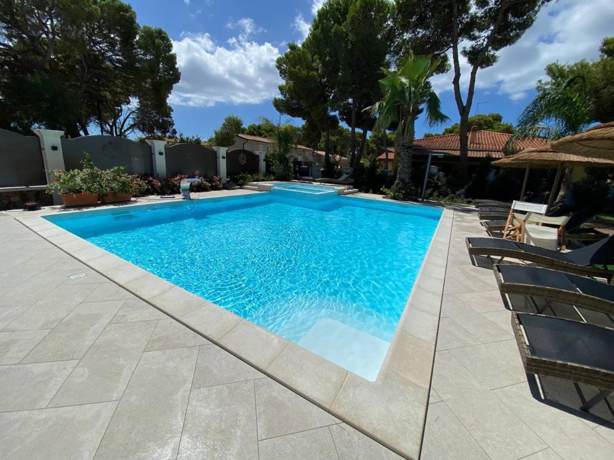 Villa Aquamarina Pavoncella Rossa Porto Pino Εξωτερικό φωτογραφία